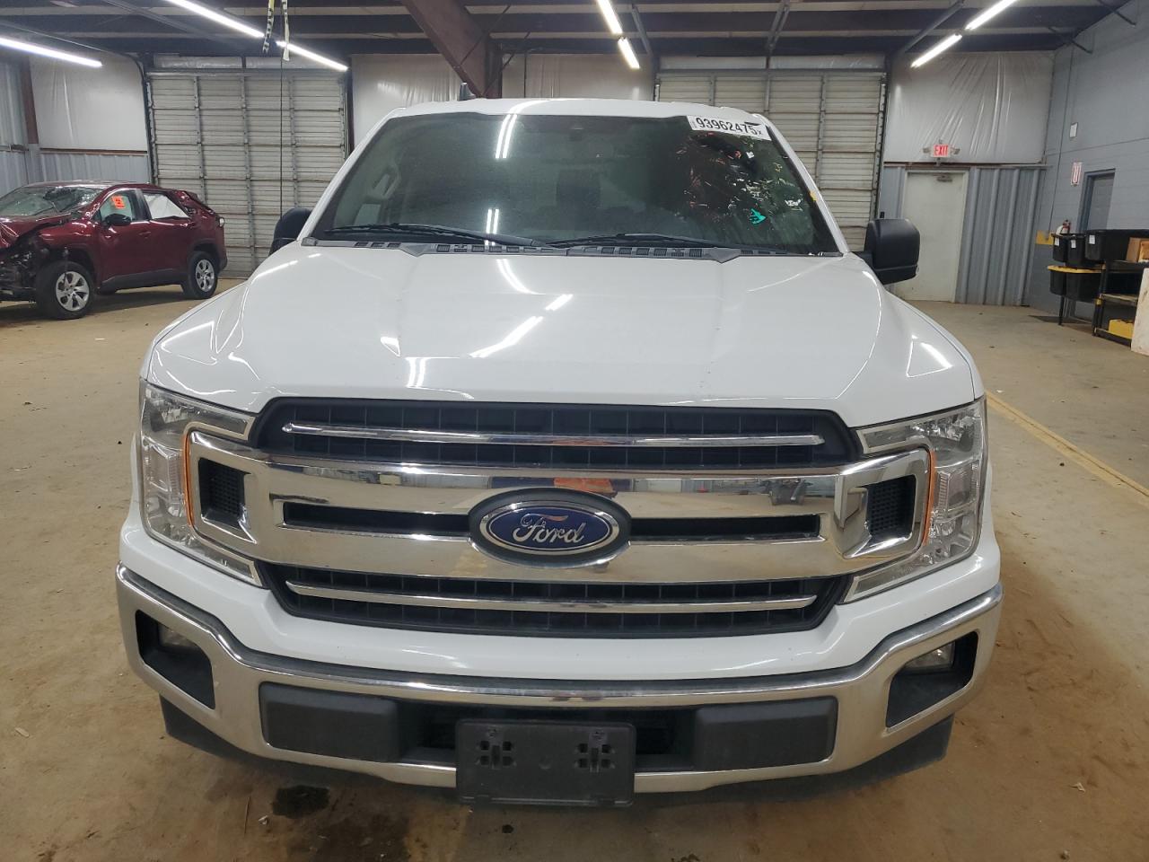 Ford F-150 Supercrew Image 5