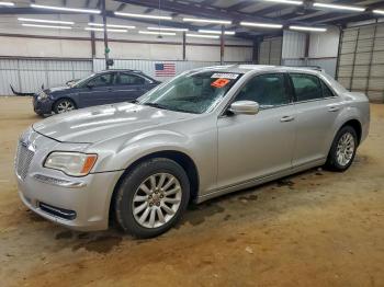  Salvage Chrysler 300