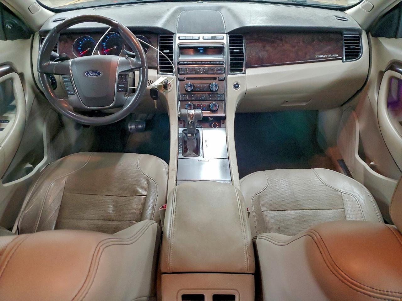 Ford Taurus Limited Image 9