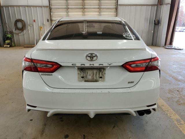 Toyota Camry L Image 12