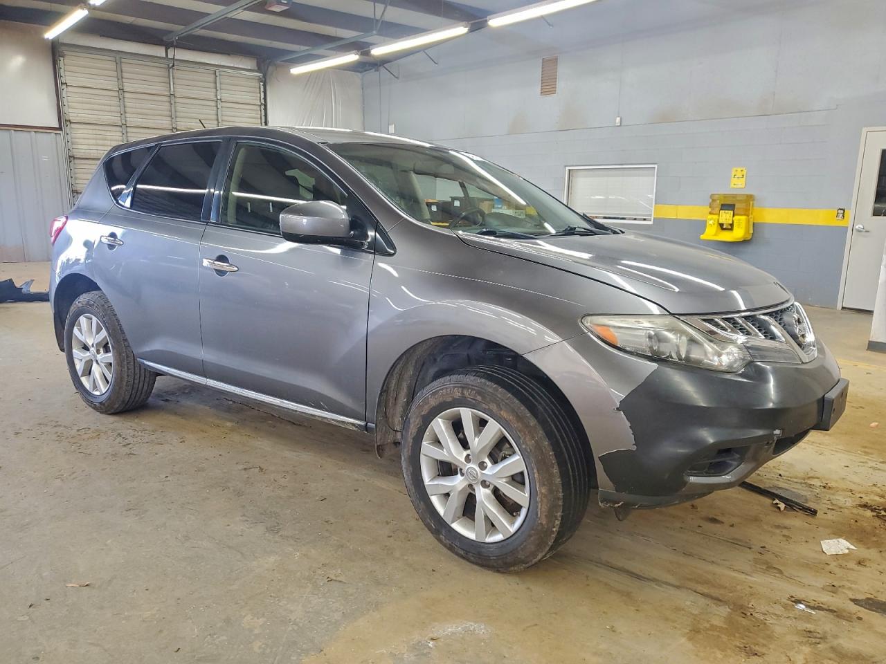 Nissan Murano S Image 3