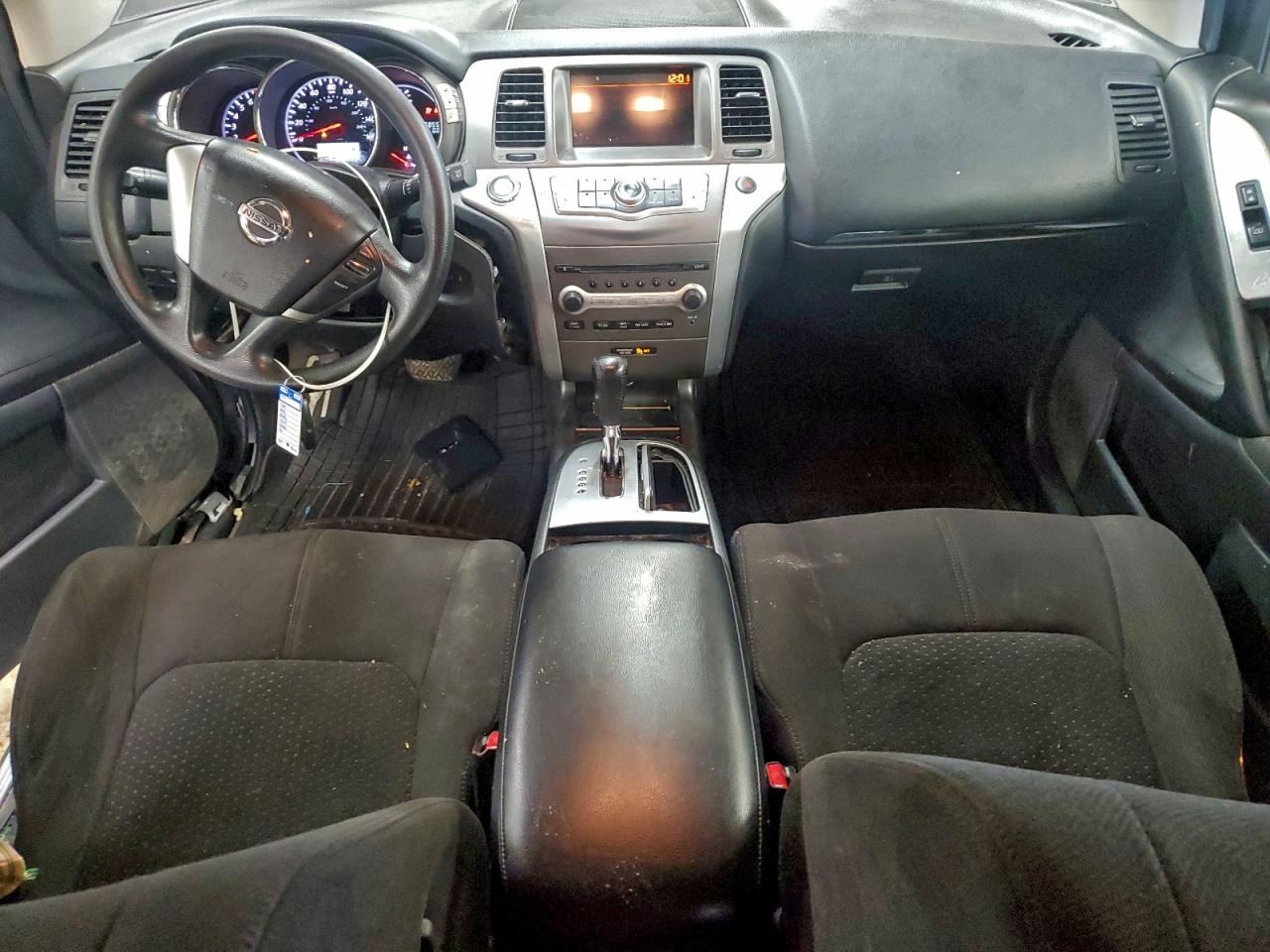 Nissan Murano S Image 8