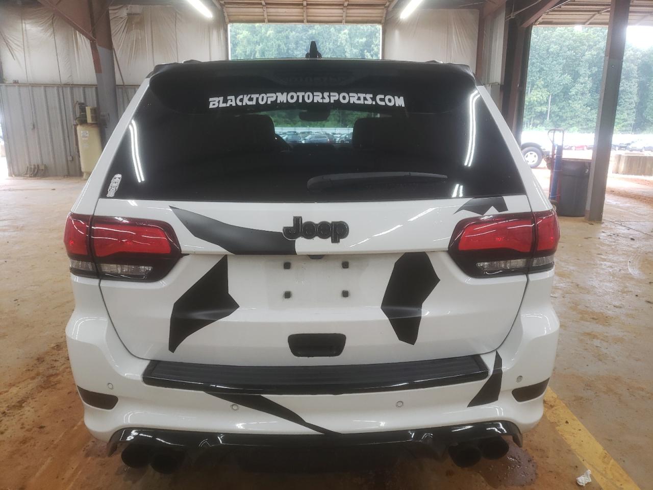 Jeep Grand Cherokee Trackhawk Image 8