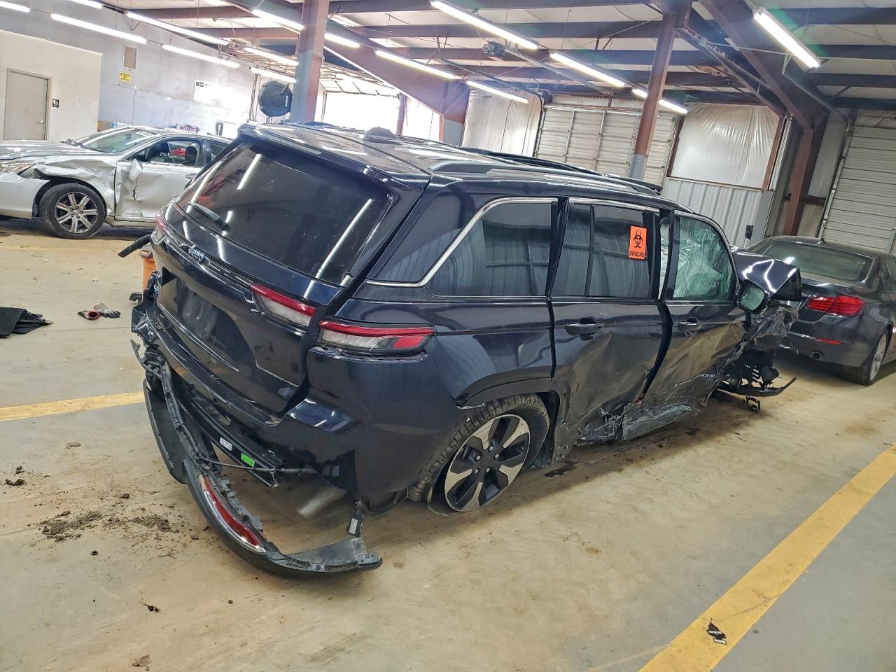 Jeep Grand Cherokee Limited 4xe Image 2