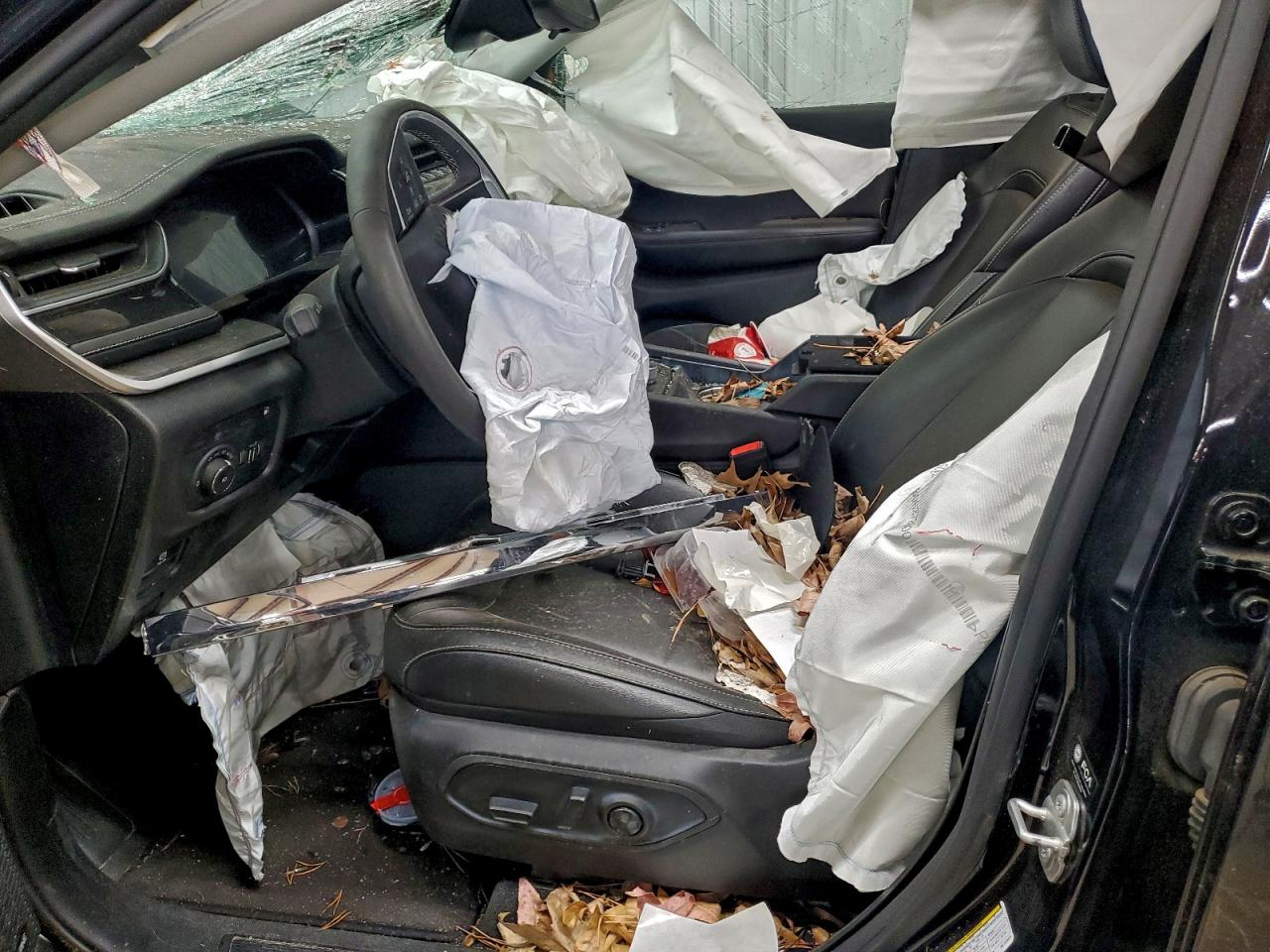 Jeep Grand Cherokee Limited 4xe Image 3