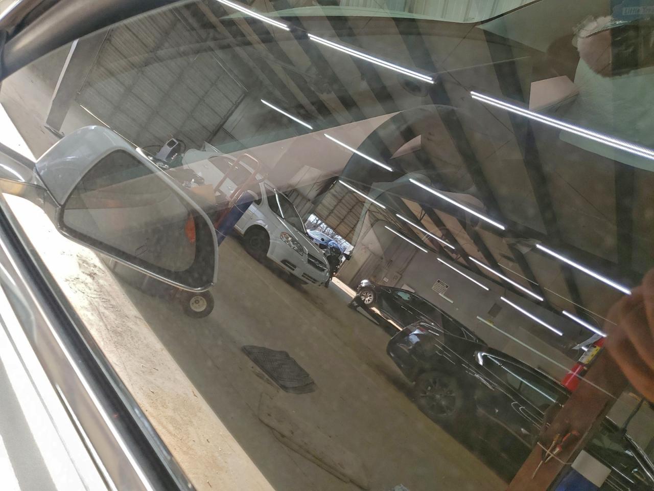 Tesla Model 3 Image 9