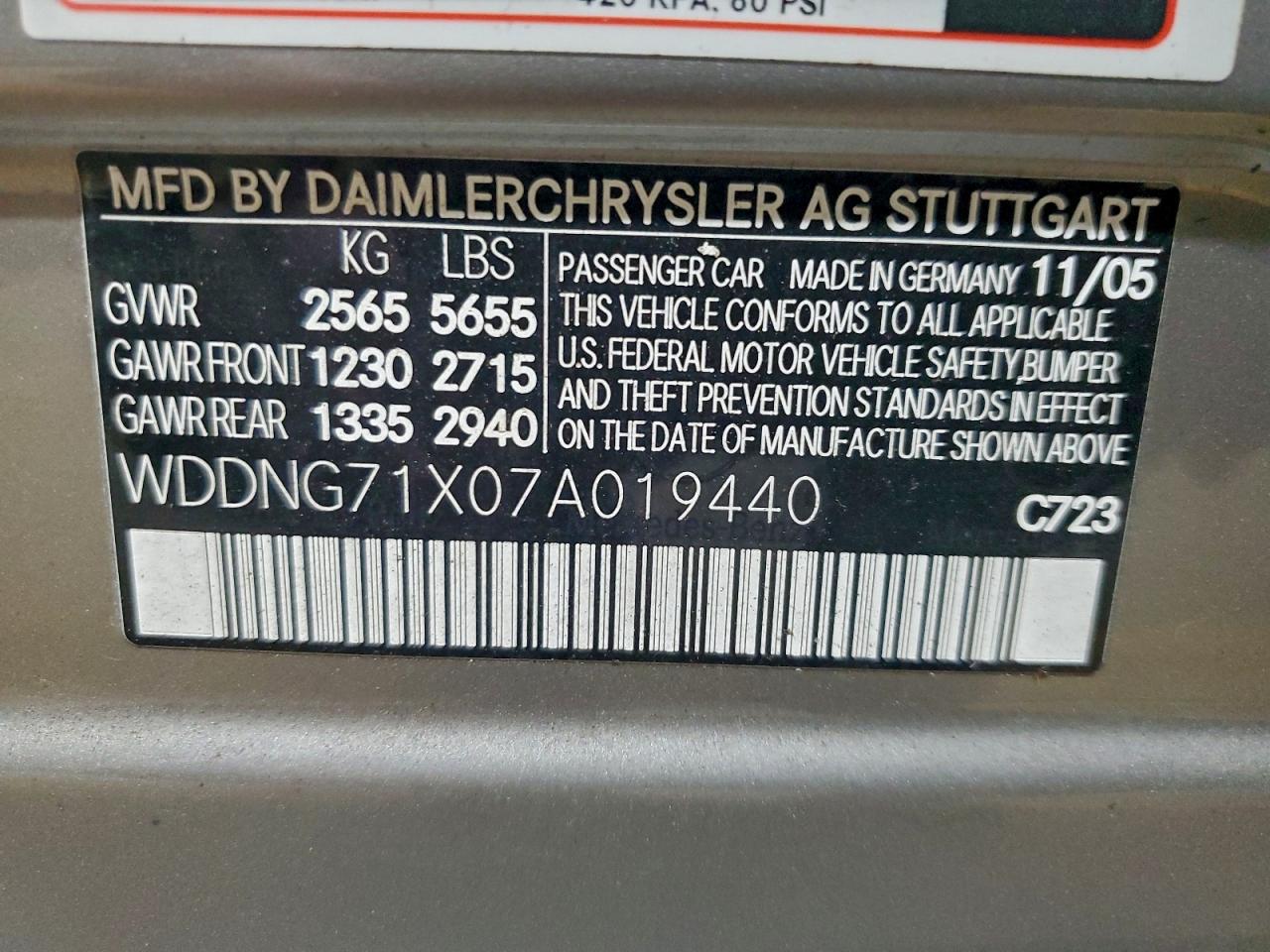 Mercedes-Benz S-Class 550 Image 11