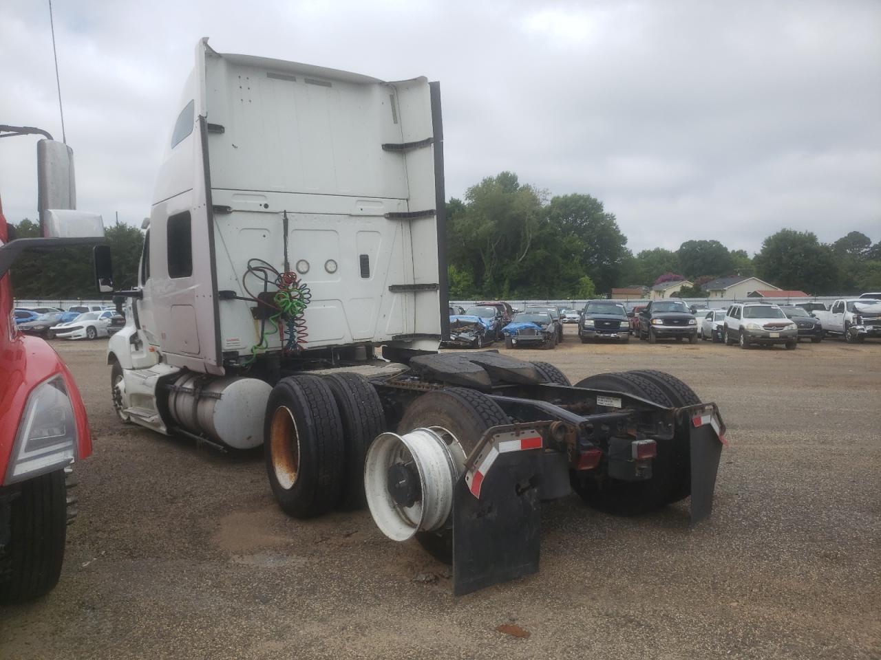 International Lt625 Image 3