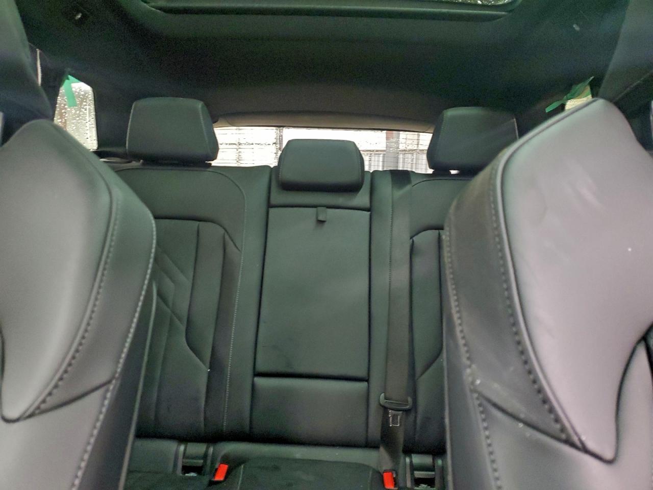 BMW X Series 30 Xdrive Image 4