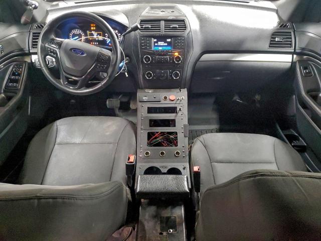 Ford Explorer Police Interceptor Image 12