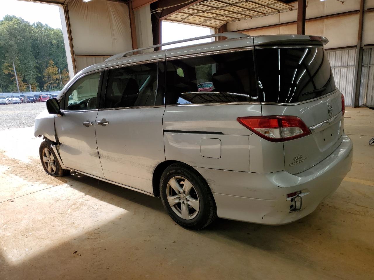 Nissan Quest S Image 4