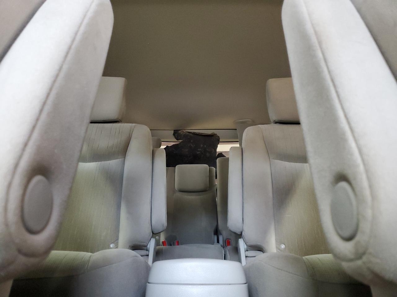 Nissan Quest S Image 8