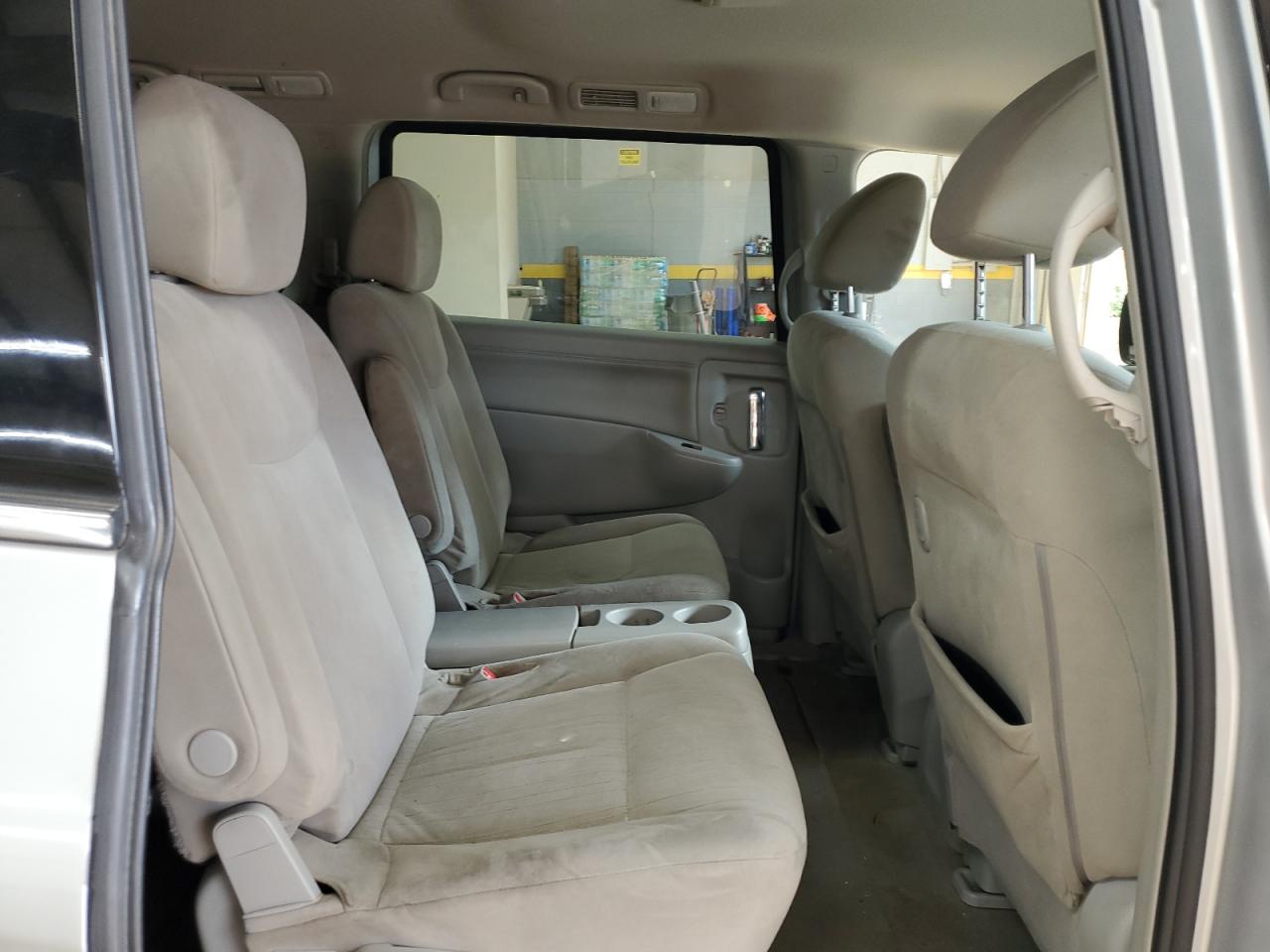 Nissan Quest S Image 9