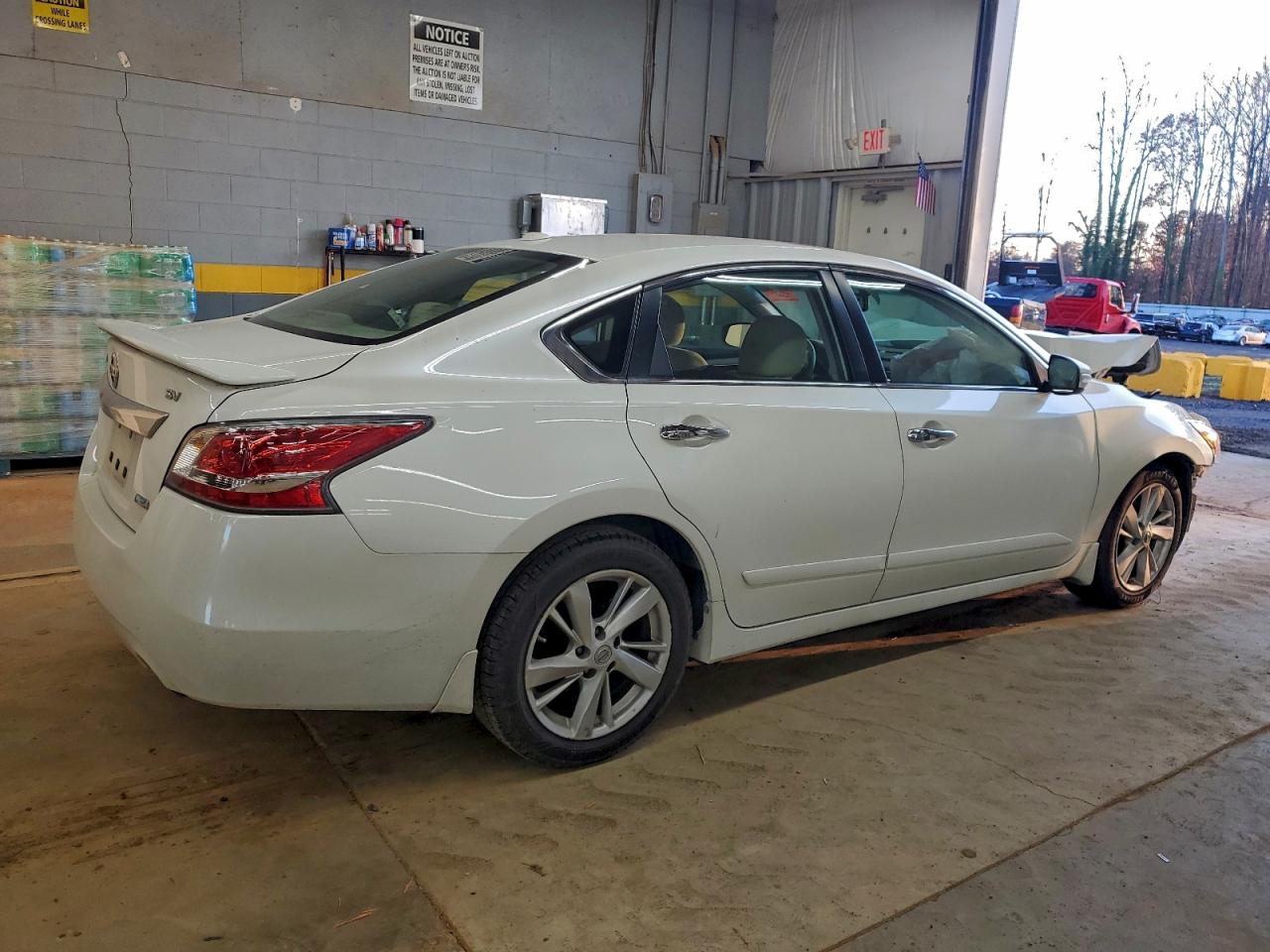 Nissan Altima 2.5 Image 12