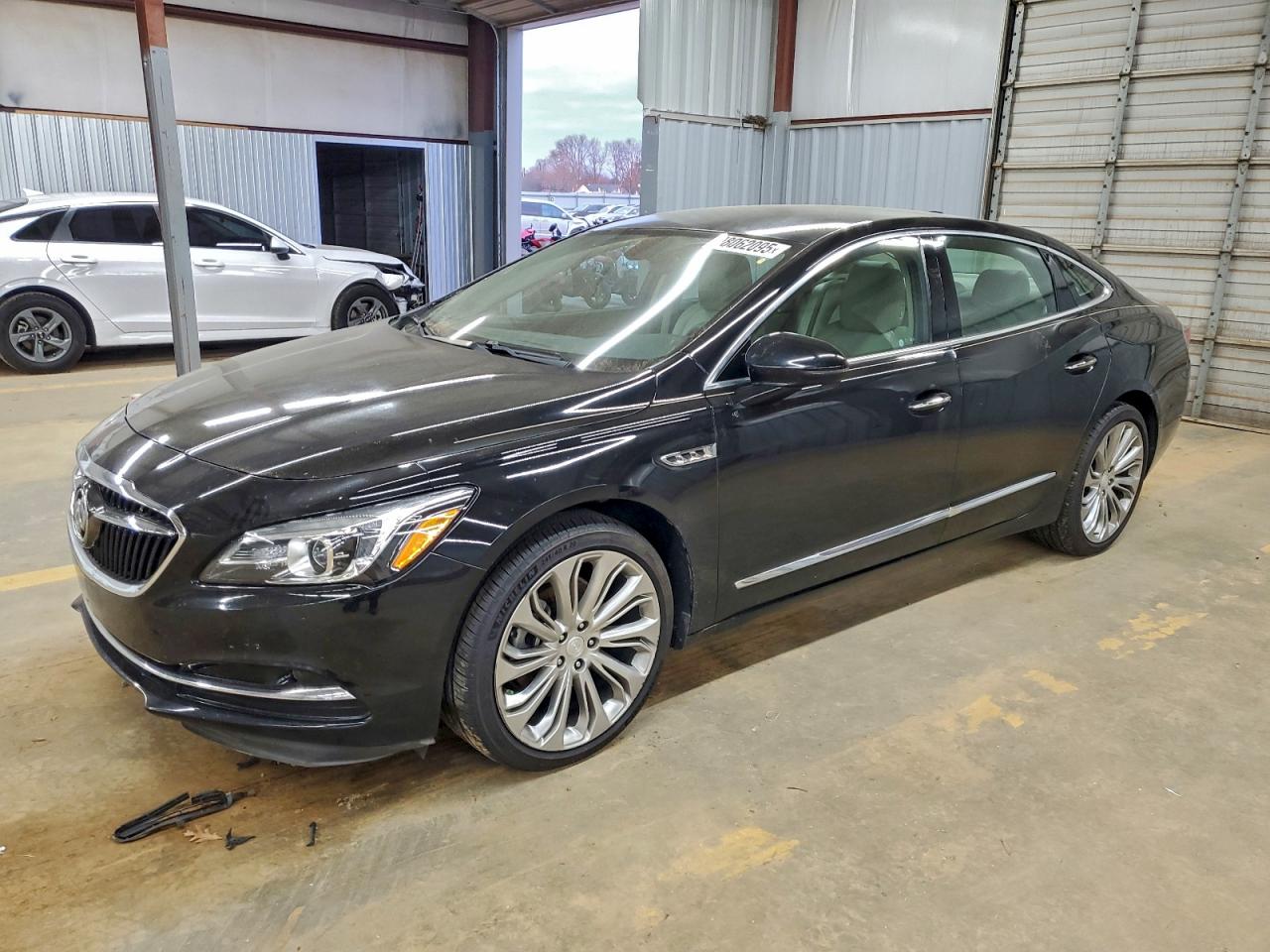 Buick LaCrosse Essence Image 1