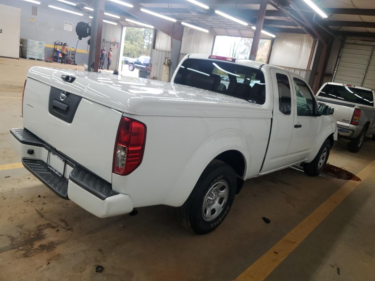 Nissan Frontier S Image 5