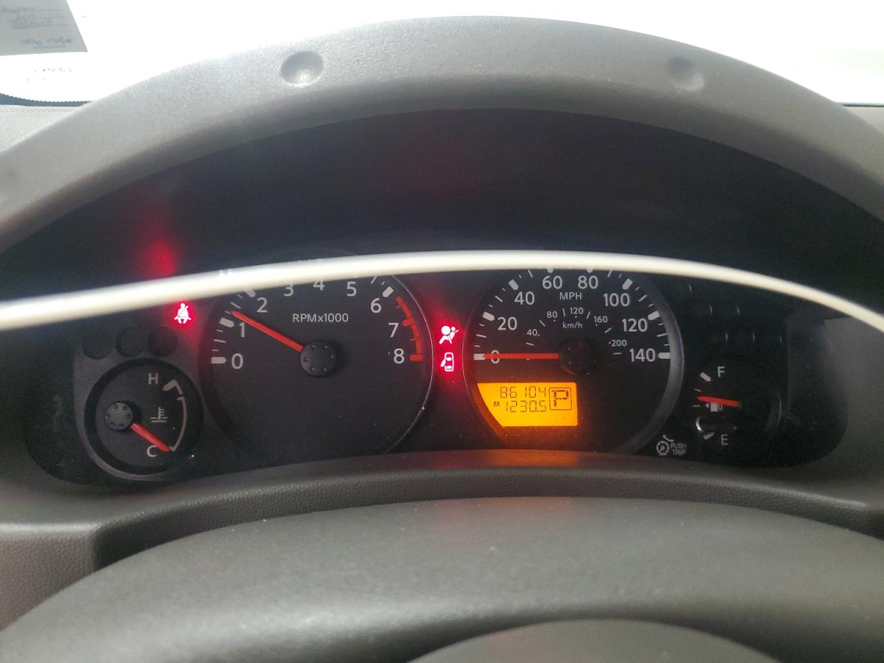 Nissan Frontier S Image 12