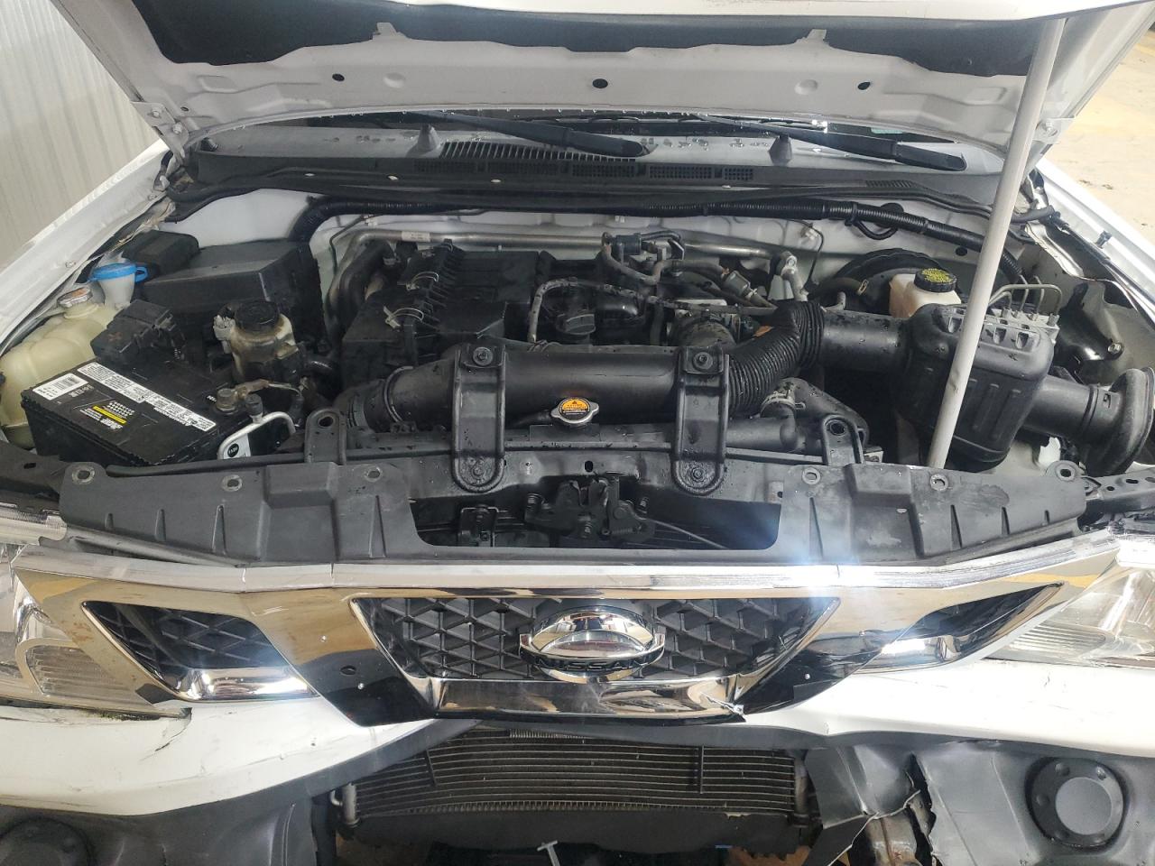 Nissan Frontier S Image 4