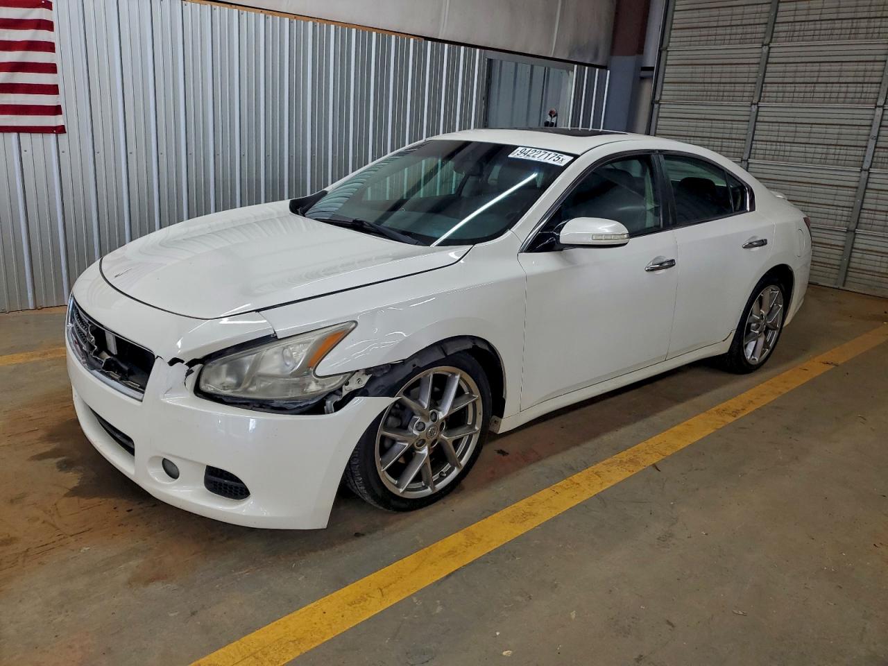 Nissan Maxima S Image 1