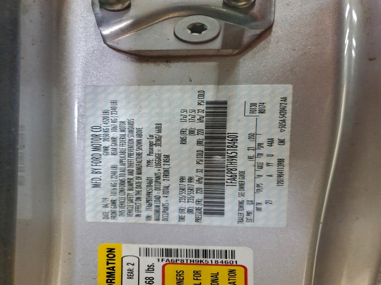 Ford Mustang Image 8