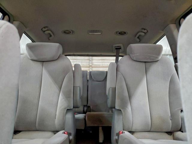 Kia Sedona Ex Image 13