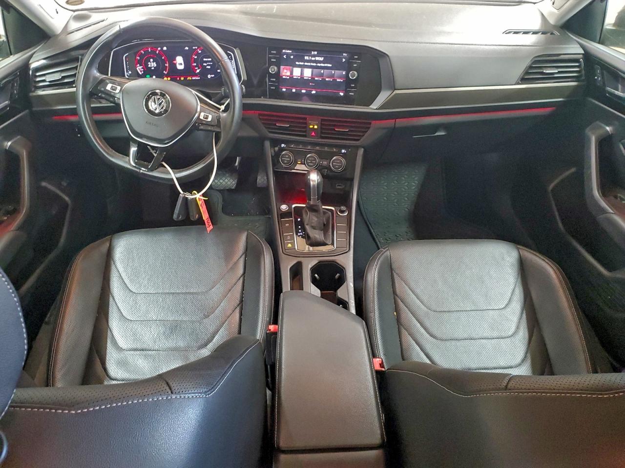 Volkswagen Jetta Sel Premium Image 7