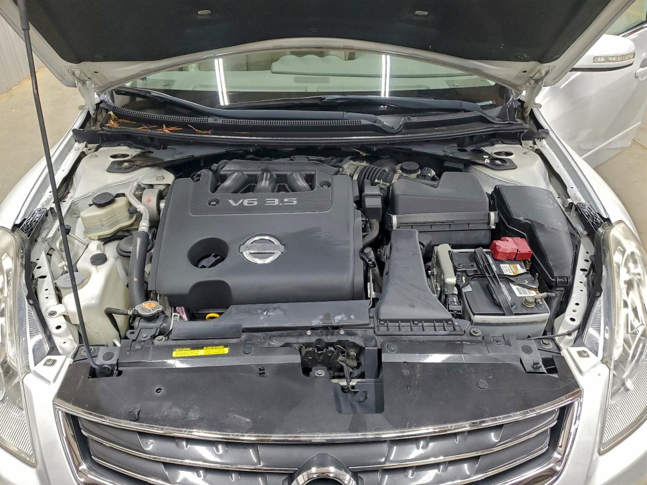 Nissan Altima Sr Image 9