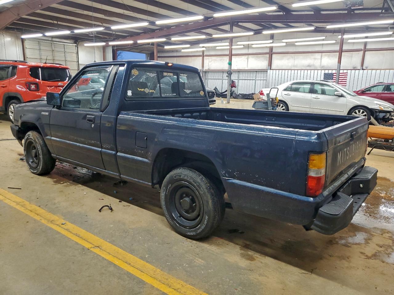 Mitsubishi Mighty Max Image 4