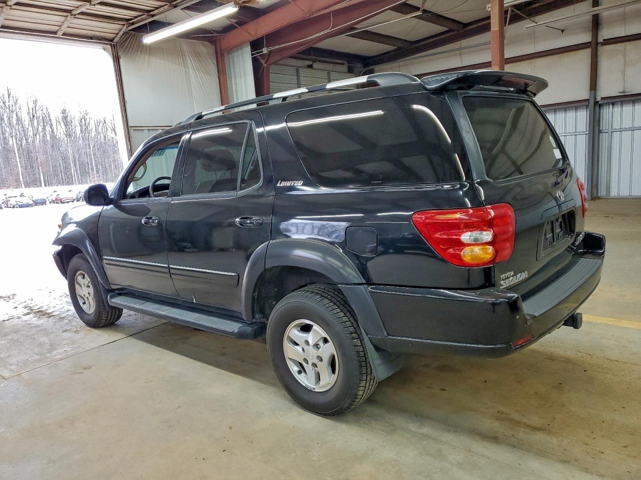 Toyota Sequoia Limited Image 3