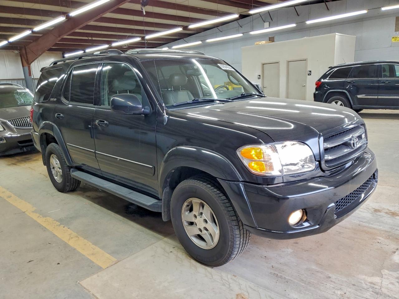 Toyota Sequoia Limited Image 4