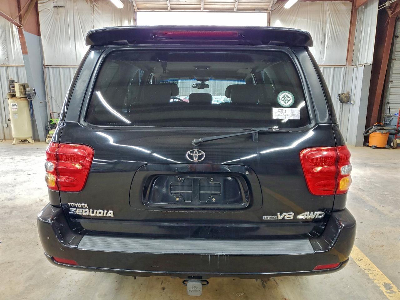 Toyota Sequoia Limited Image 6