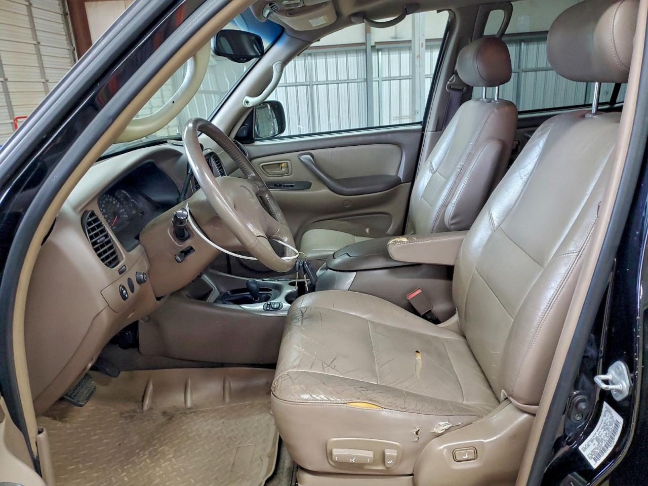 Toyota Sequoia Limited Image 12