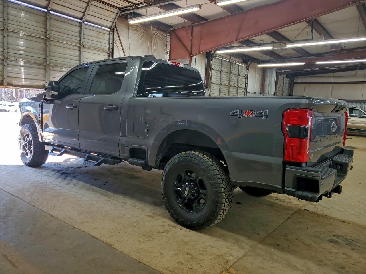 Ford F-250 Super Duty Image 4