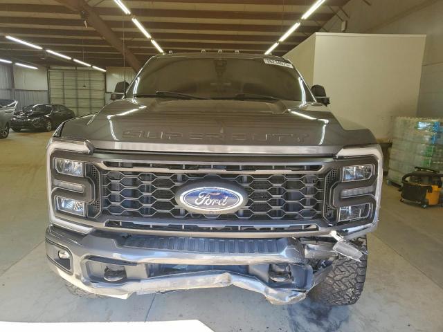 Ford F-250 Super Duty Image 7