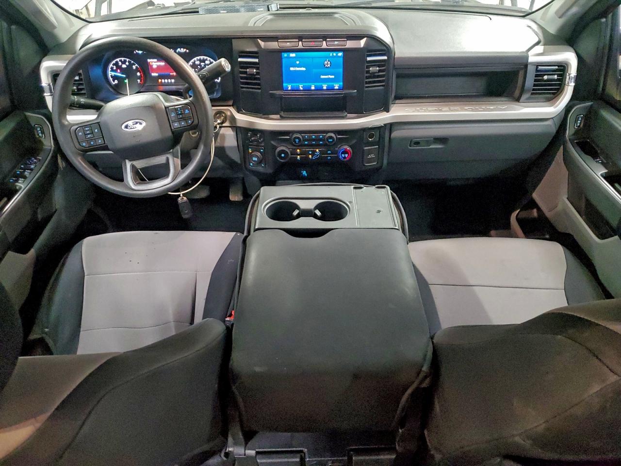 Ford F-250 Super Duty Image 3