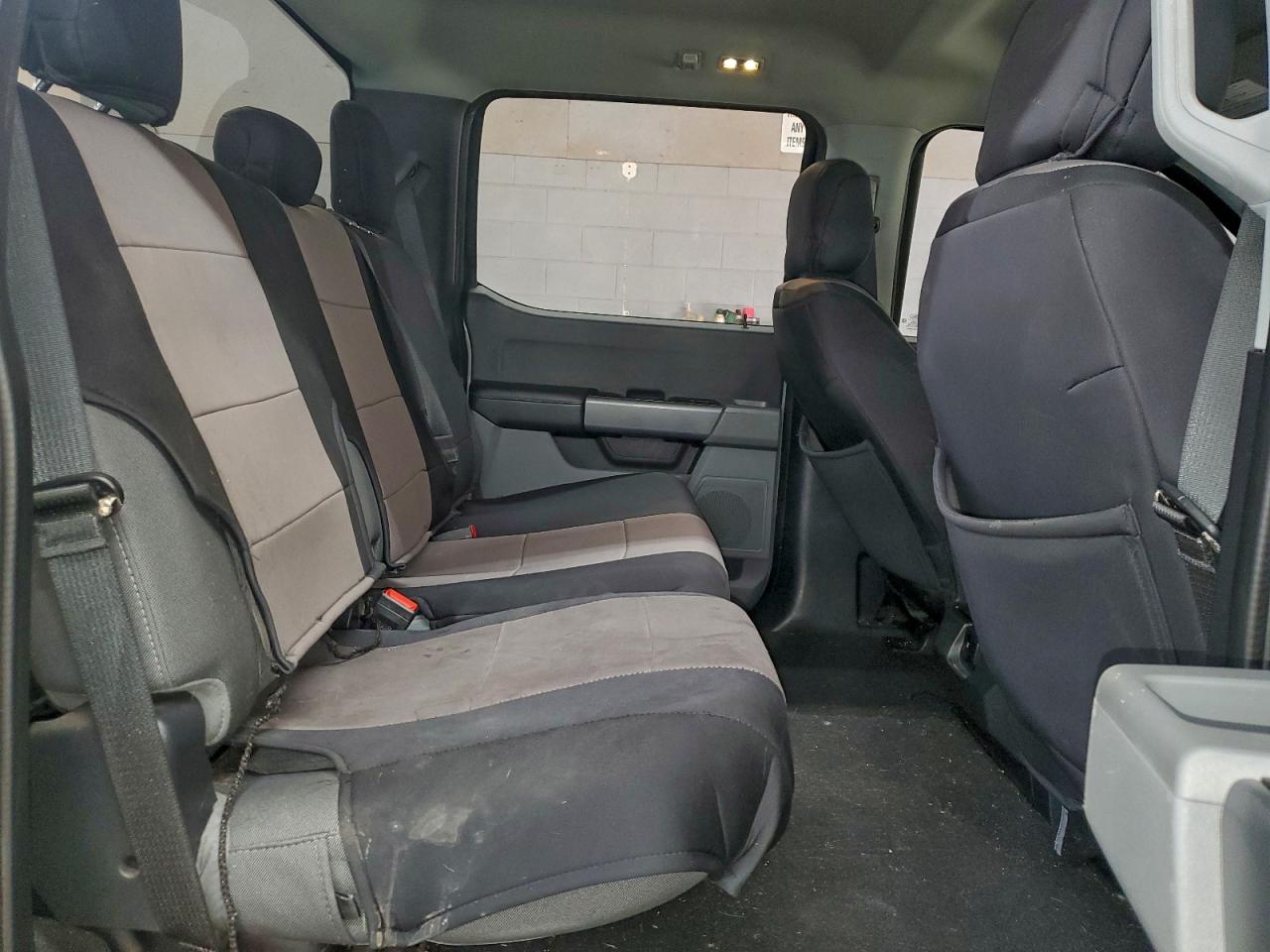 Ford F-250 Super Duty Image 11