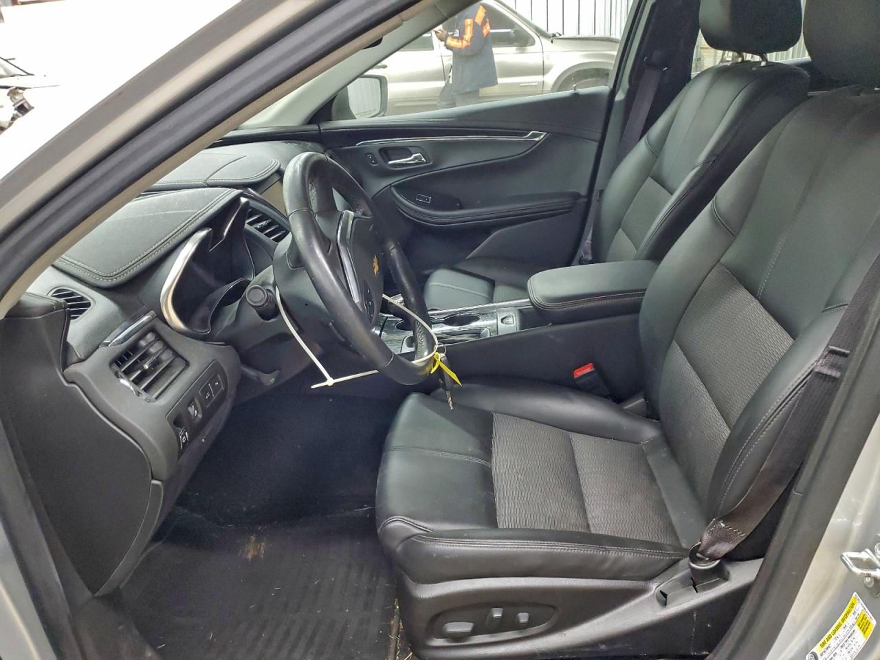 Chevrolet Impala Lt Image 9