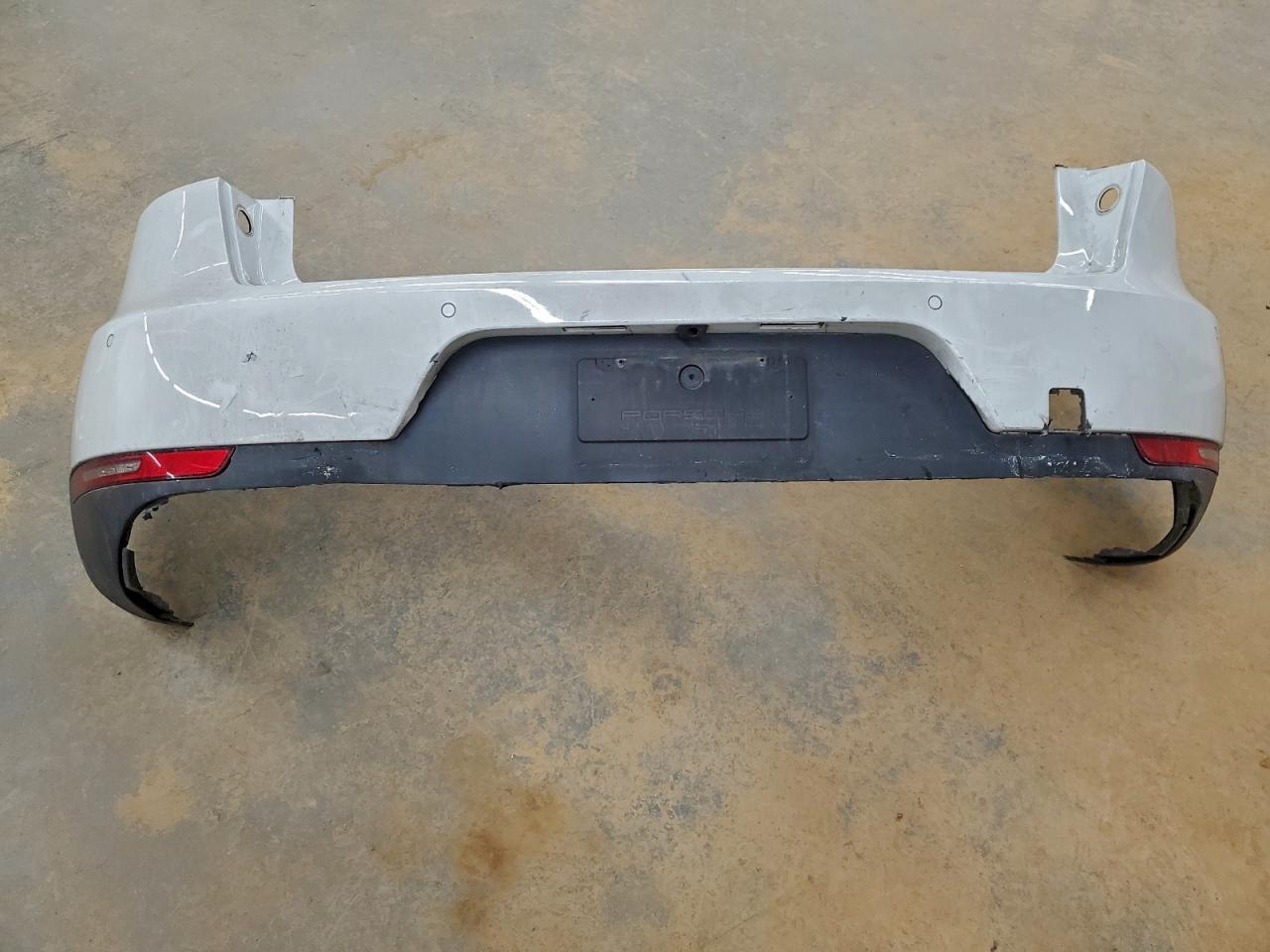 Porsche Macan S Image 10