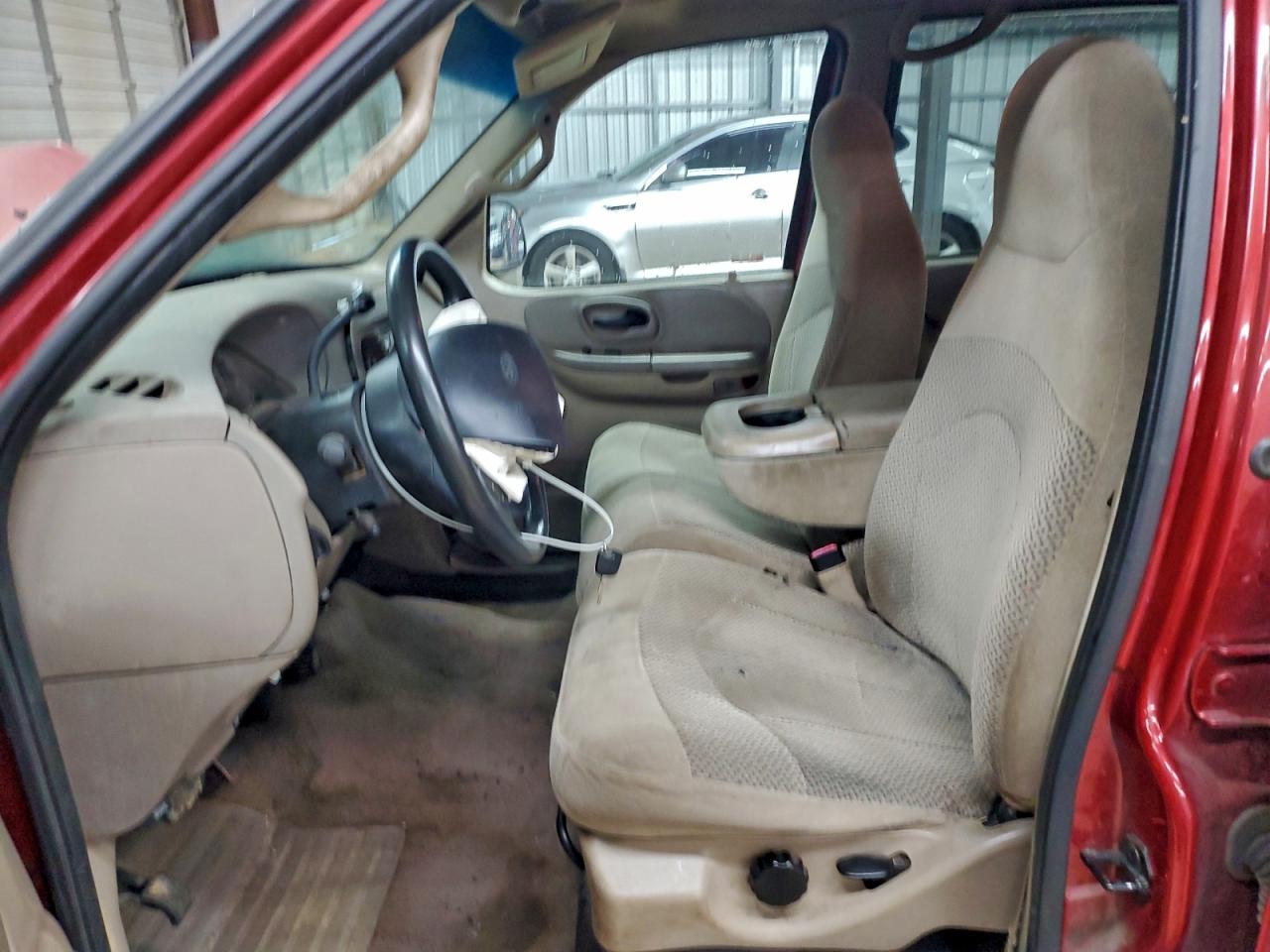 Ford F-150 Supercrew Image 10