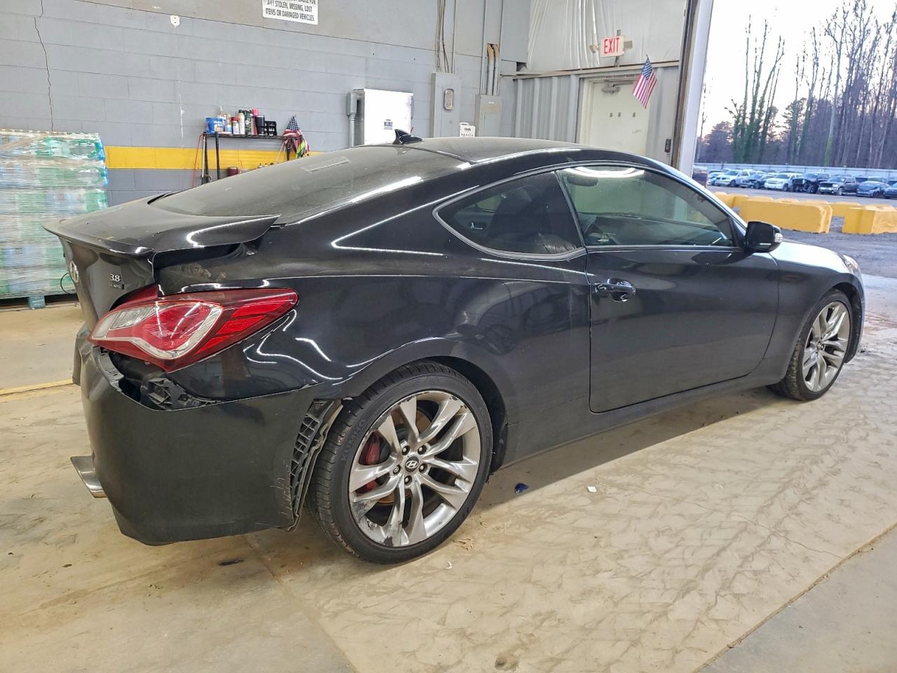 Hyundai Genesis 3.8l Image 3