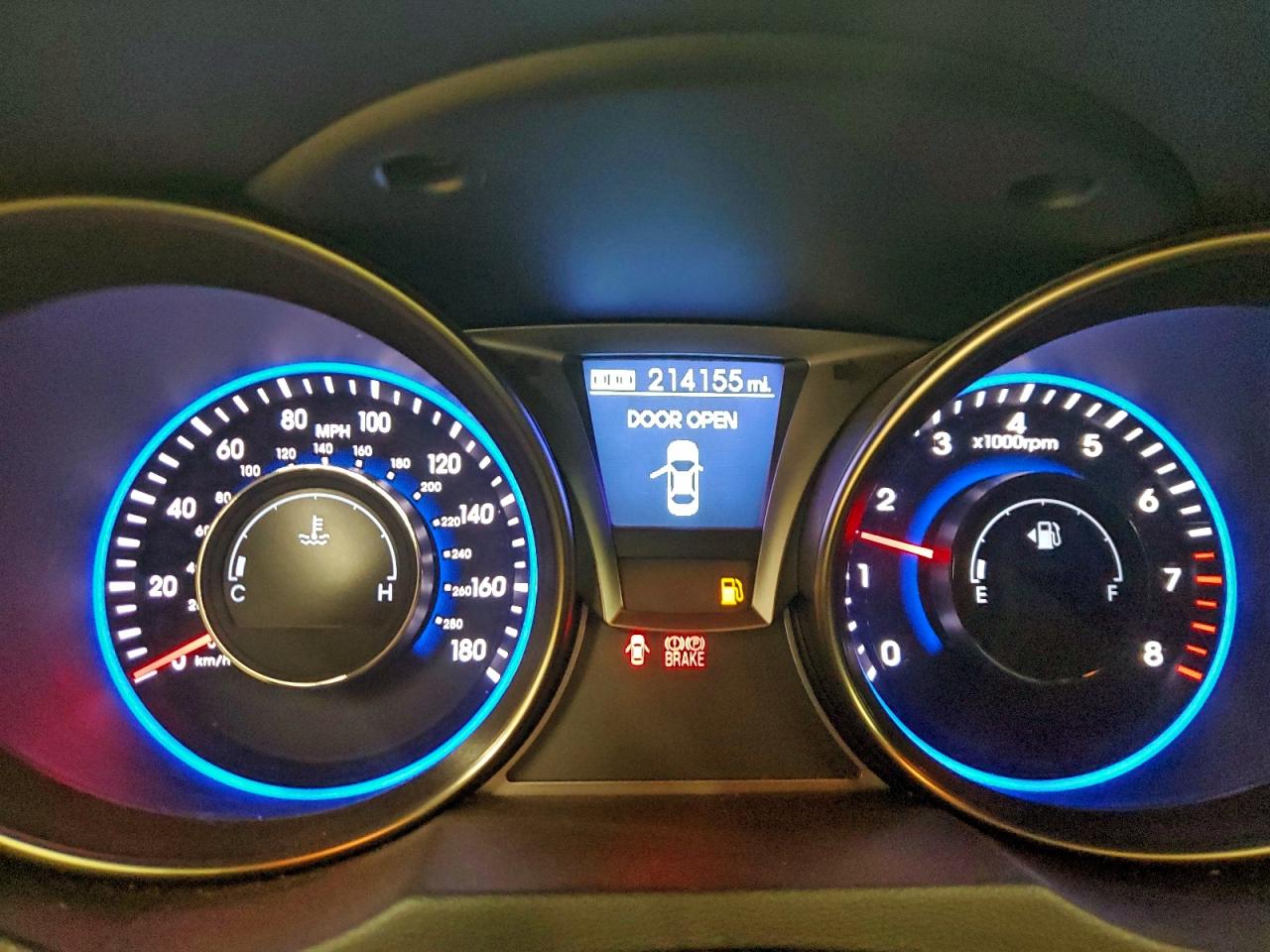 Hyundai Genesis 3.8l Image 7