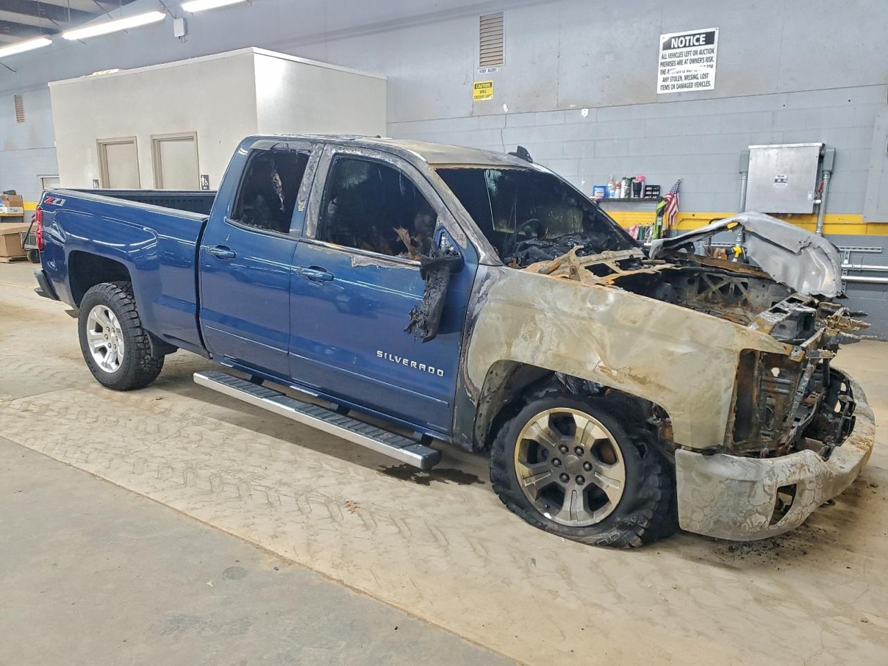 Chevrolet Silverado K1500 Lt Image 3