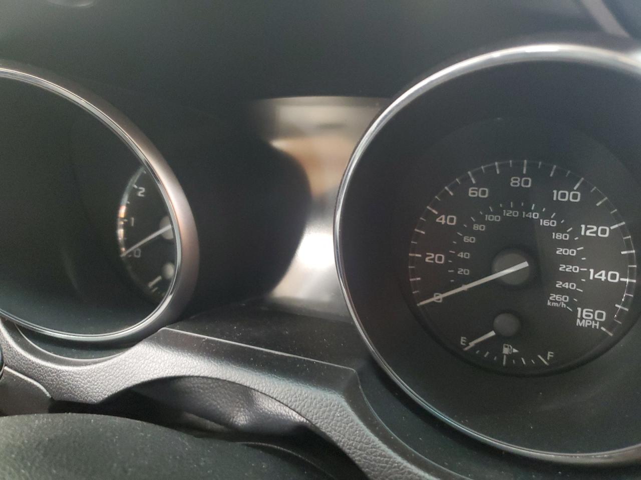 Subaru Legacy 3.6r Limited Image 2