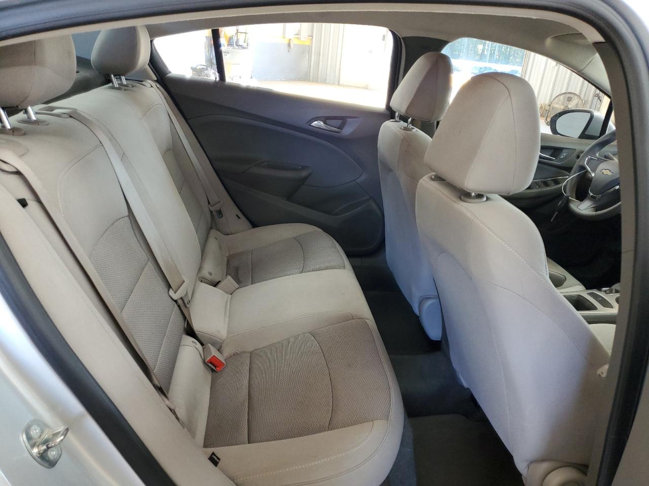 Chevrolet Cruze Ls Image 6