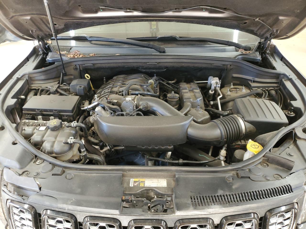 Jeep Grand Cherokee Laredo Image 10