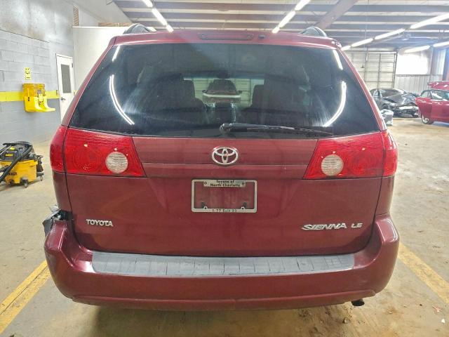 Toyota Sienna Ce Image 9