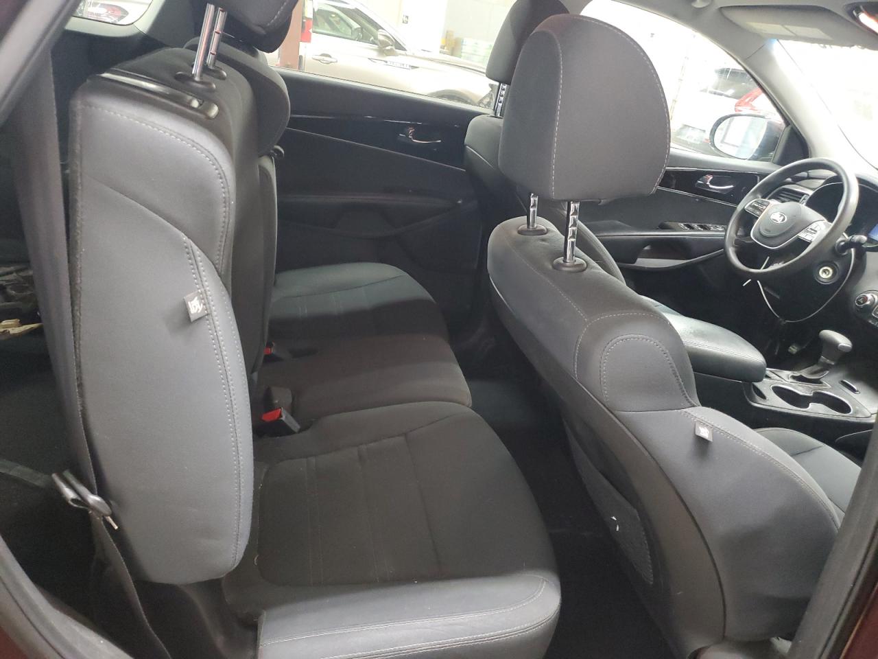 Kia Sorento Lx Image 11