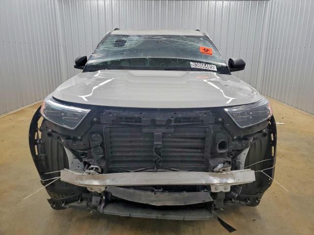 Ford Explorer Xlt Image 11