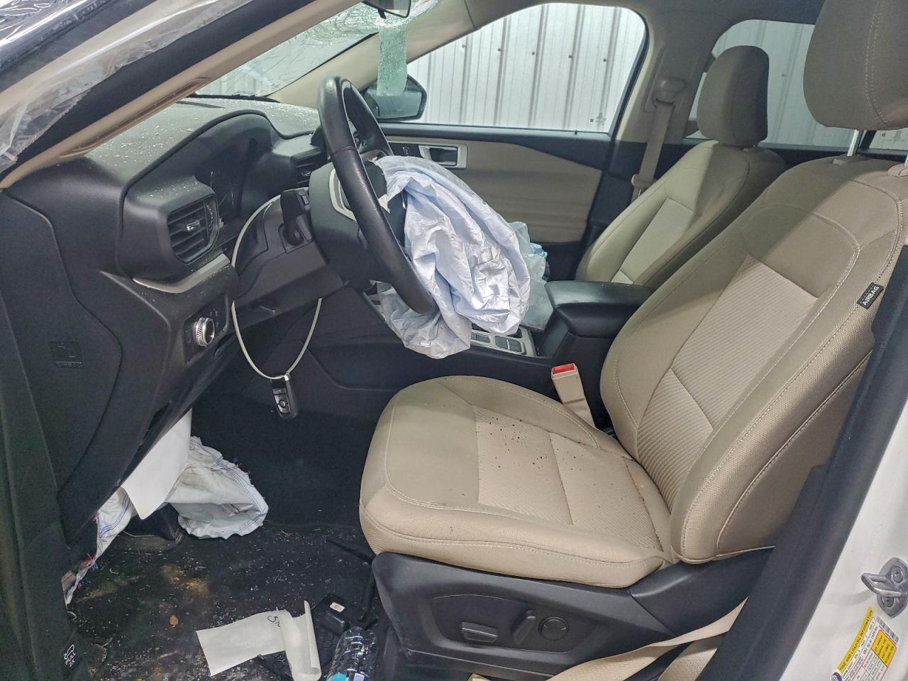 Ford Explorer Xlt Image 10