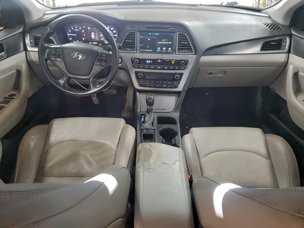 Hyundai SONATA Sport Image 8